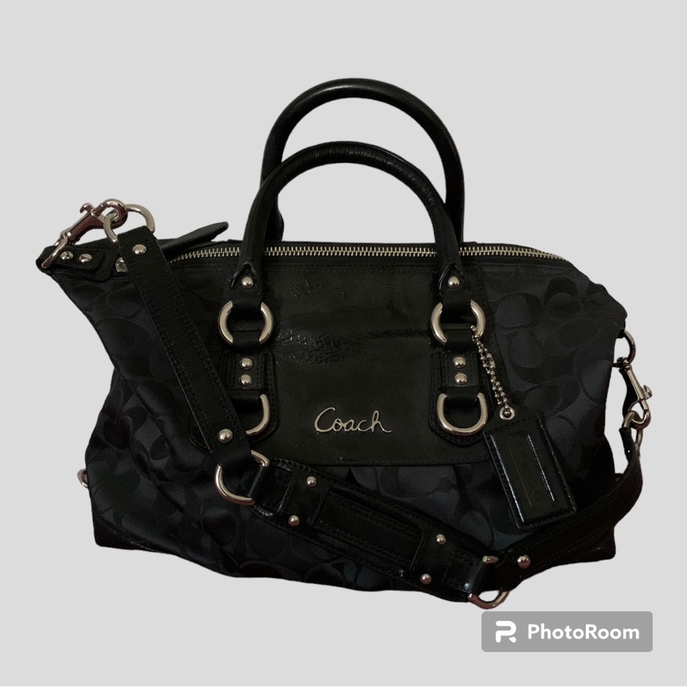 Coach Signature Black Ashley Satchel bag